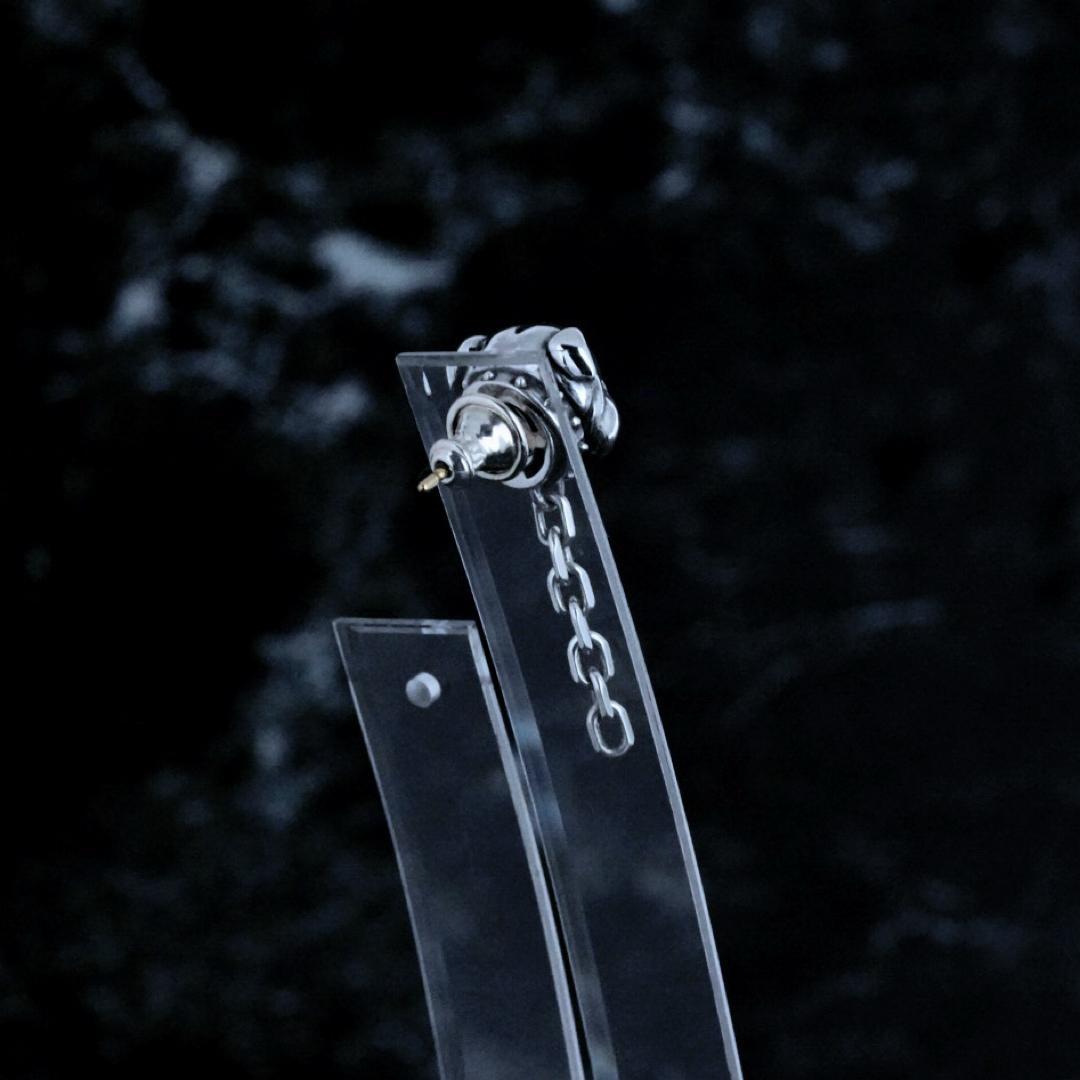 美品!ジャスティンデイビス SEJ654 MAD DOG ピアス 廃盤