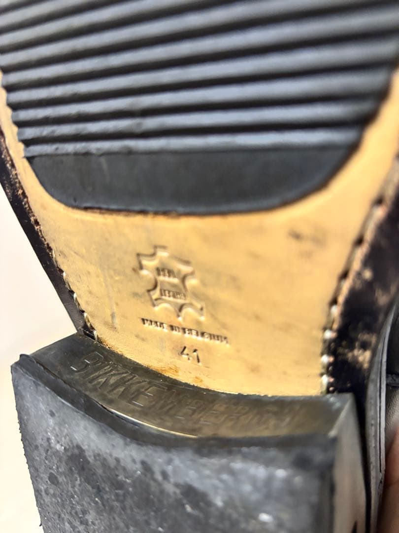 断捨離シャリ ダークビッケンバーグ　ワイヤーブーツ