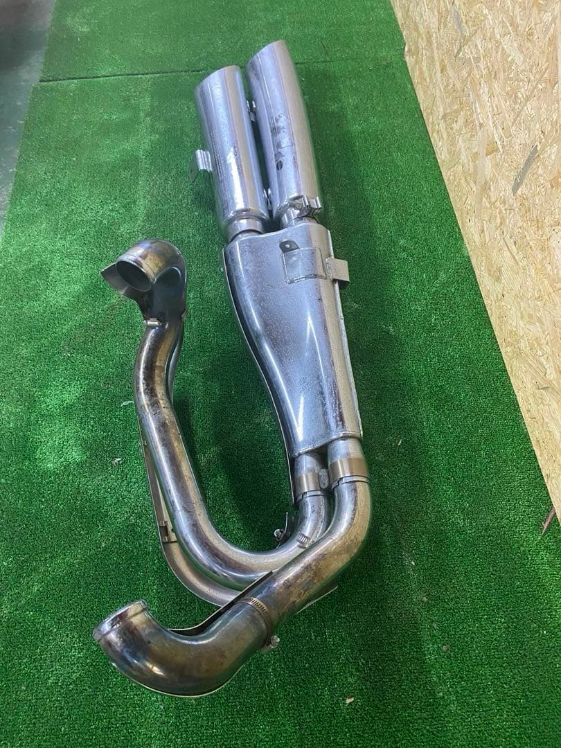 ハーレー　02年〜06年V-ROD（VRSCA）　純正マフラー（中古 ）