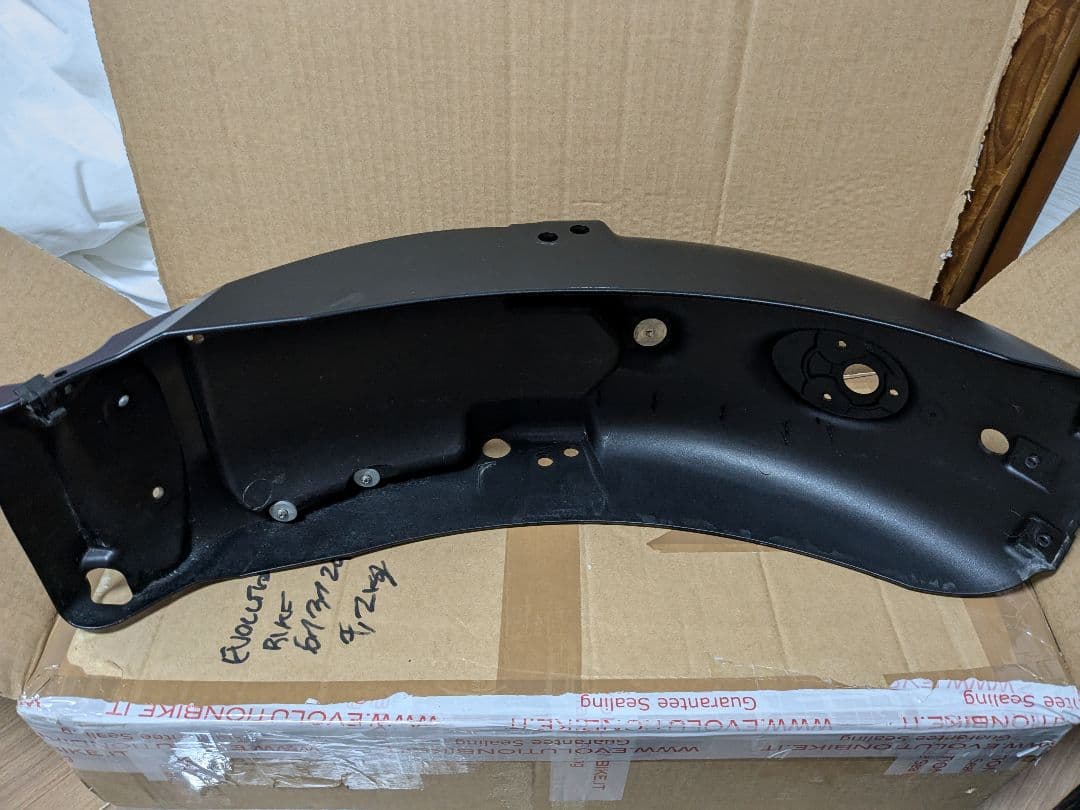 Moto Guzzi v7 Stone 850 純正 リアフェンダー