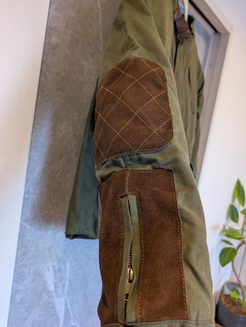 fuel motorcyclesSchottvansonトライアンフベルスタッフ