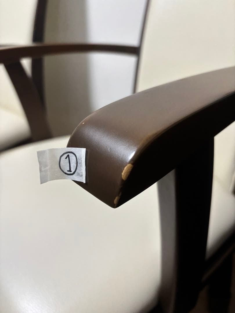 ニトリ　ラグーンCハード　ヒジツキカイテンチェア①