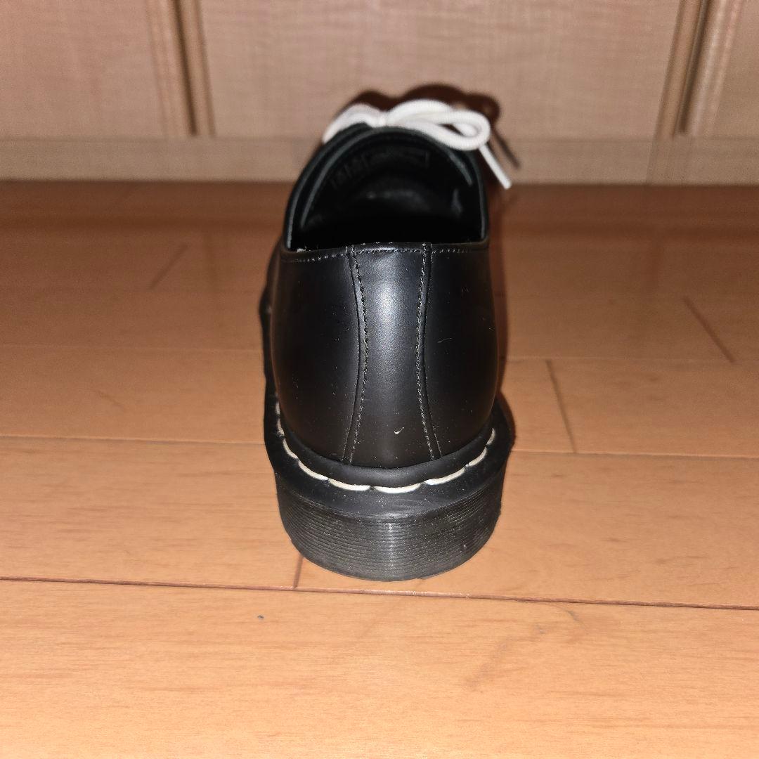 ドクターマーチン 3ホール 1461 ホワイトステッチ 8UKサイズ