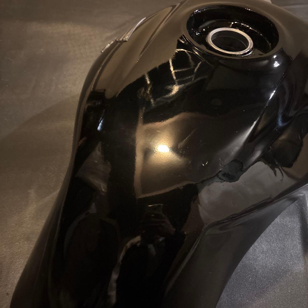 nc39タンク　補修傷跡あり