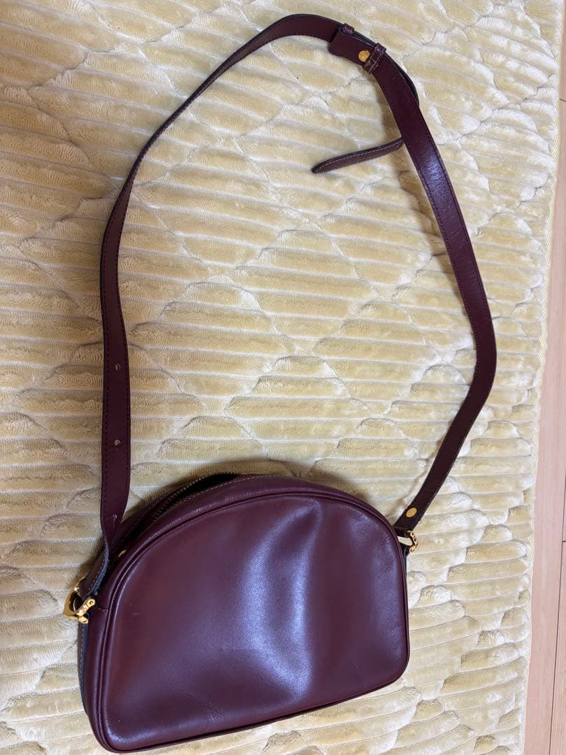 オールド　カルティエショルダーバック