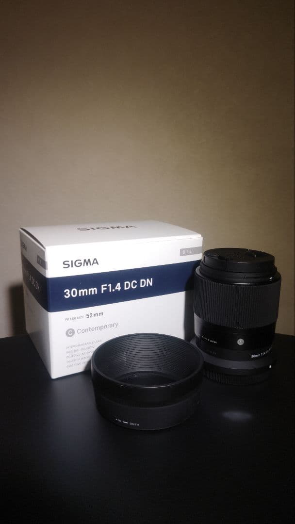 SIGMA 30mm F1.4 DC DN レンズ　Ｚマウント