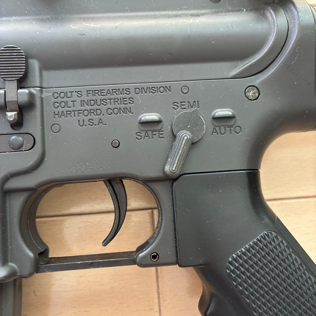 東京マルイ M4A1 CARBINE 電動ガン マガジン2本 充電器付 中古品