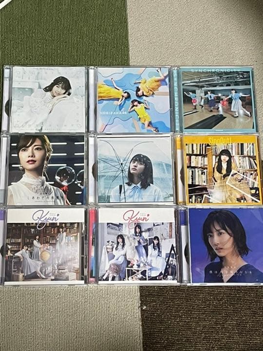 乃木坂46、日向坂46のCD