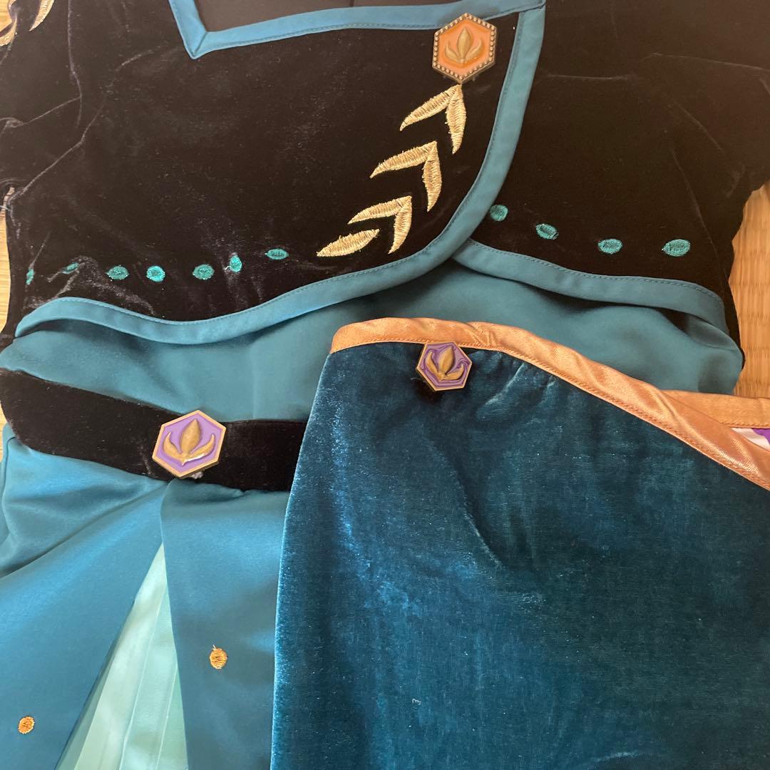 アナ女王　ドレス