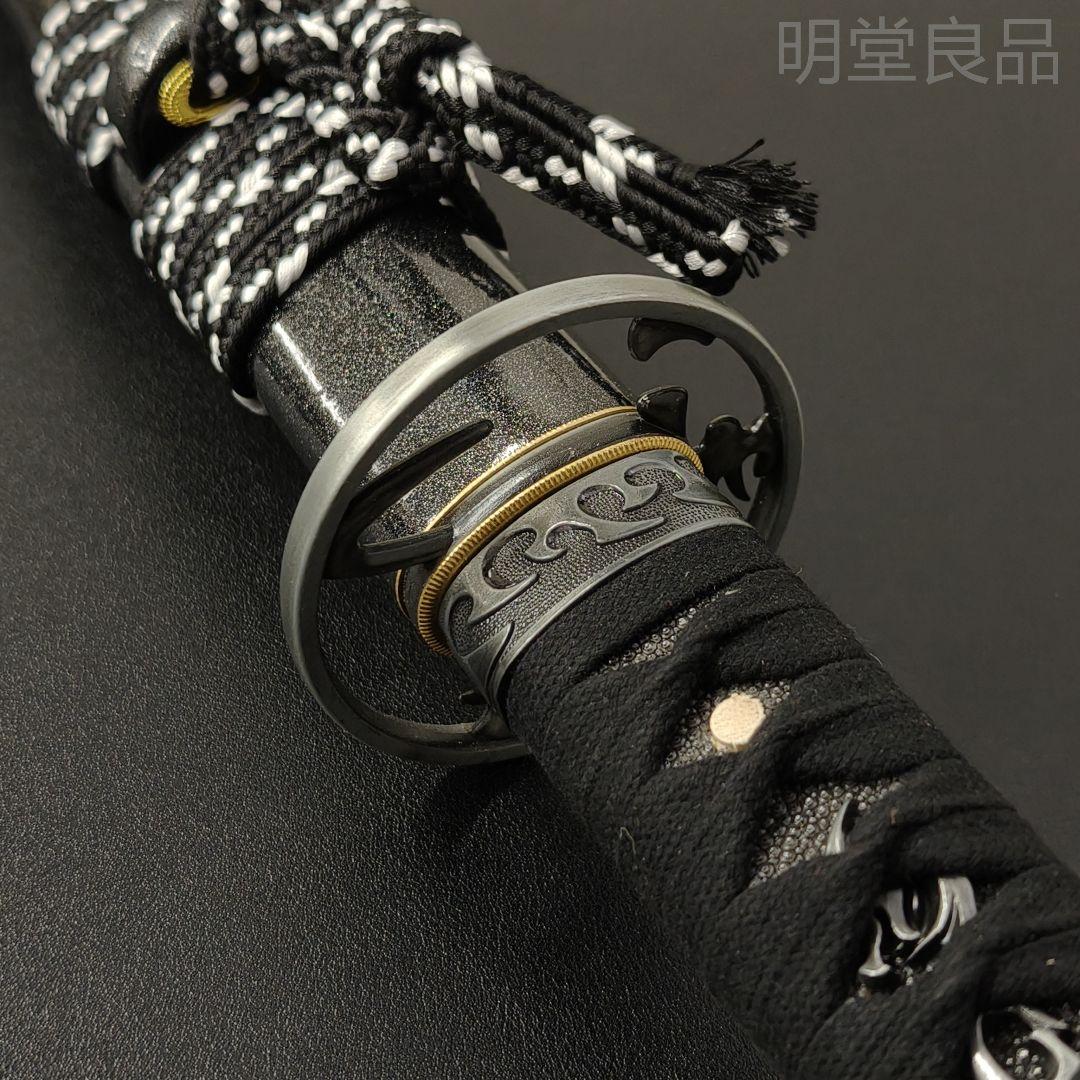 日本刀　模造刀　木製刀　硬木製　居合練習　コスプレ用　刀剣拵　武道具