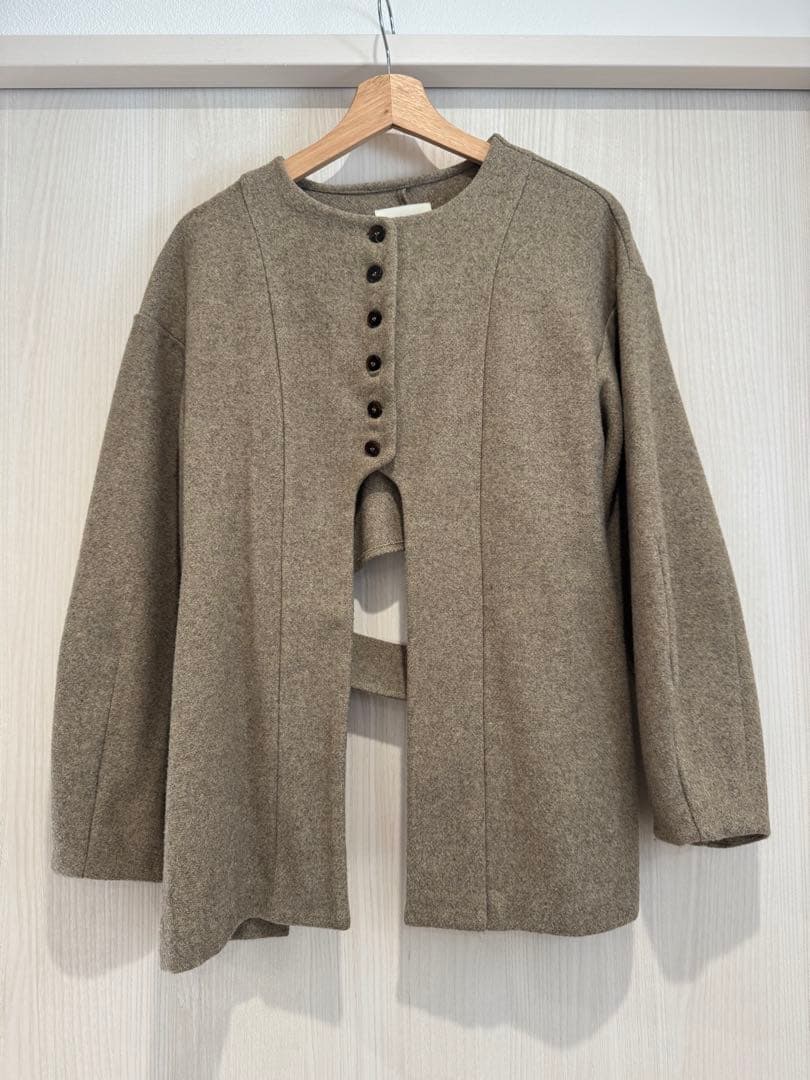 eaphi　CURVE CUT LINE JACKET