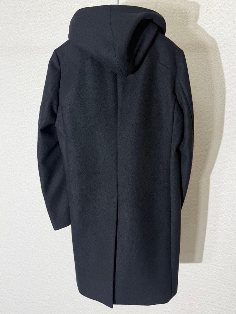 カズユキクマガイ フードドッキング チェスターコート ウール