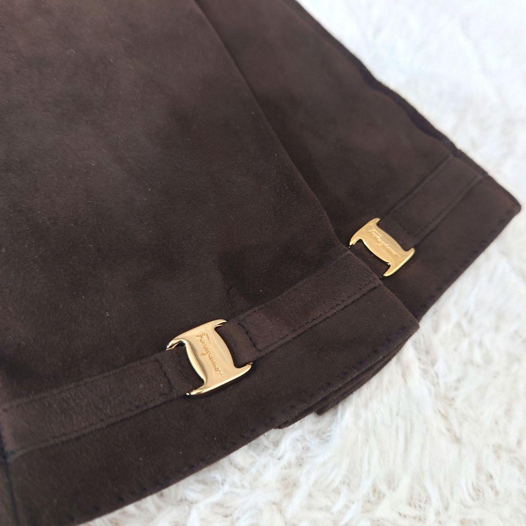 【美品】サルヴァトーレフェラガモ　ヴァラリボン　スエード　グローブ　手袋