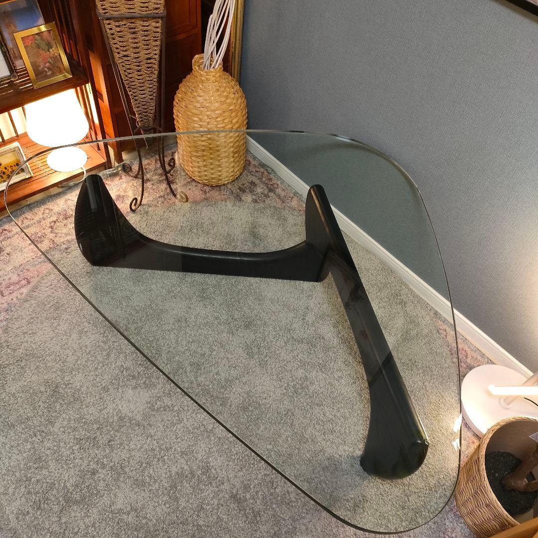 イサム・ノグチ リプロ ガラスローテーブル モダンデザイン 黒脚