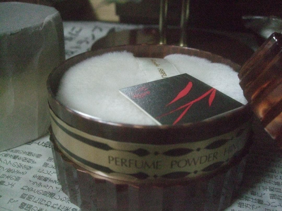 お値下げカネボウ化粧品　パヒュームパウダー　火の鳥★２個セット・未使用品