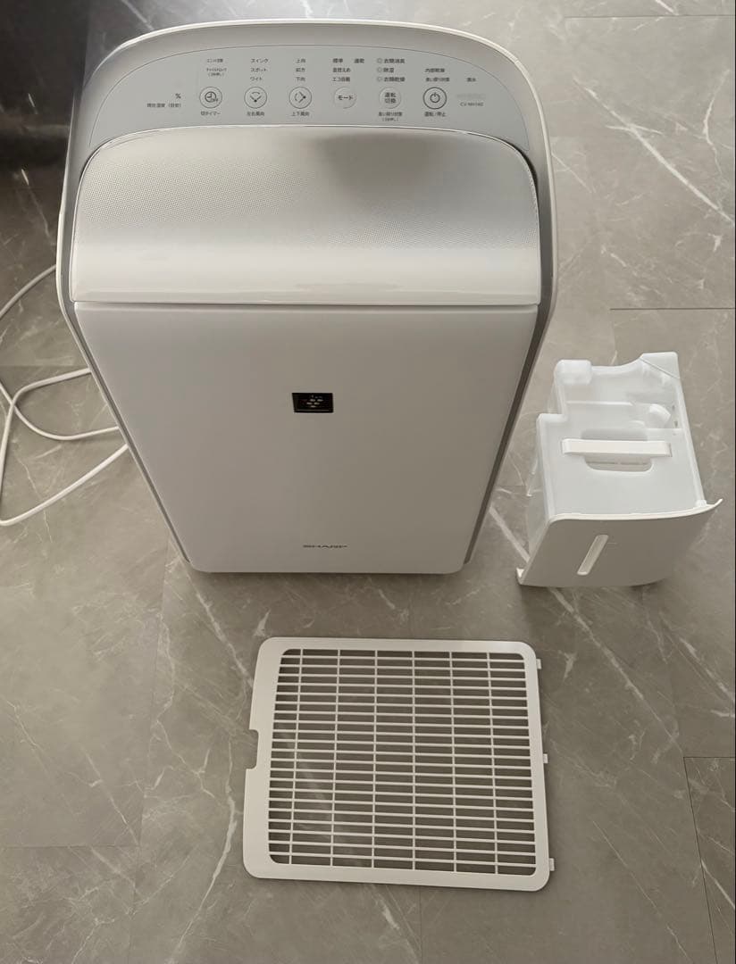 (訳アリ)衣類乾燥除湿機 CV-NH140-W 24年製
