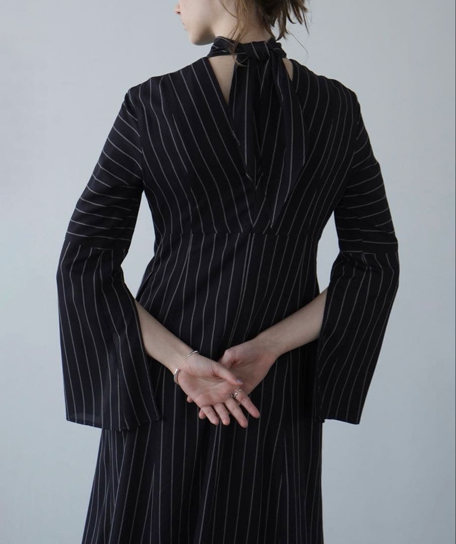 ストライプ タイアレンジ フレアワンピース