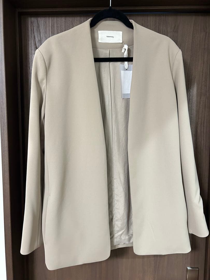 トゥデイフル ノーカラージャケット