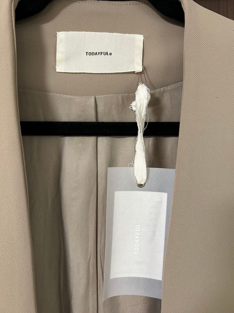 トゥデイフル ノーカラージャケット