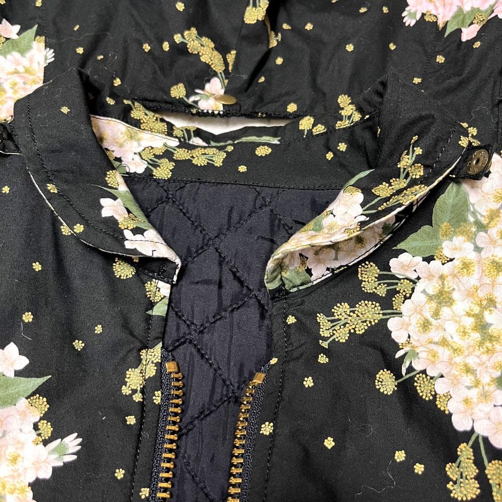 美品 ピンクハウス キルティング フード ブルゾン ブーケ ピコフリル リボン