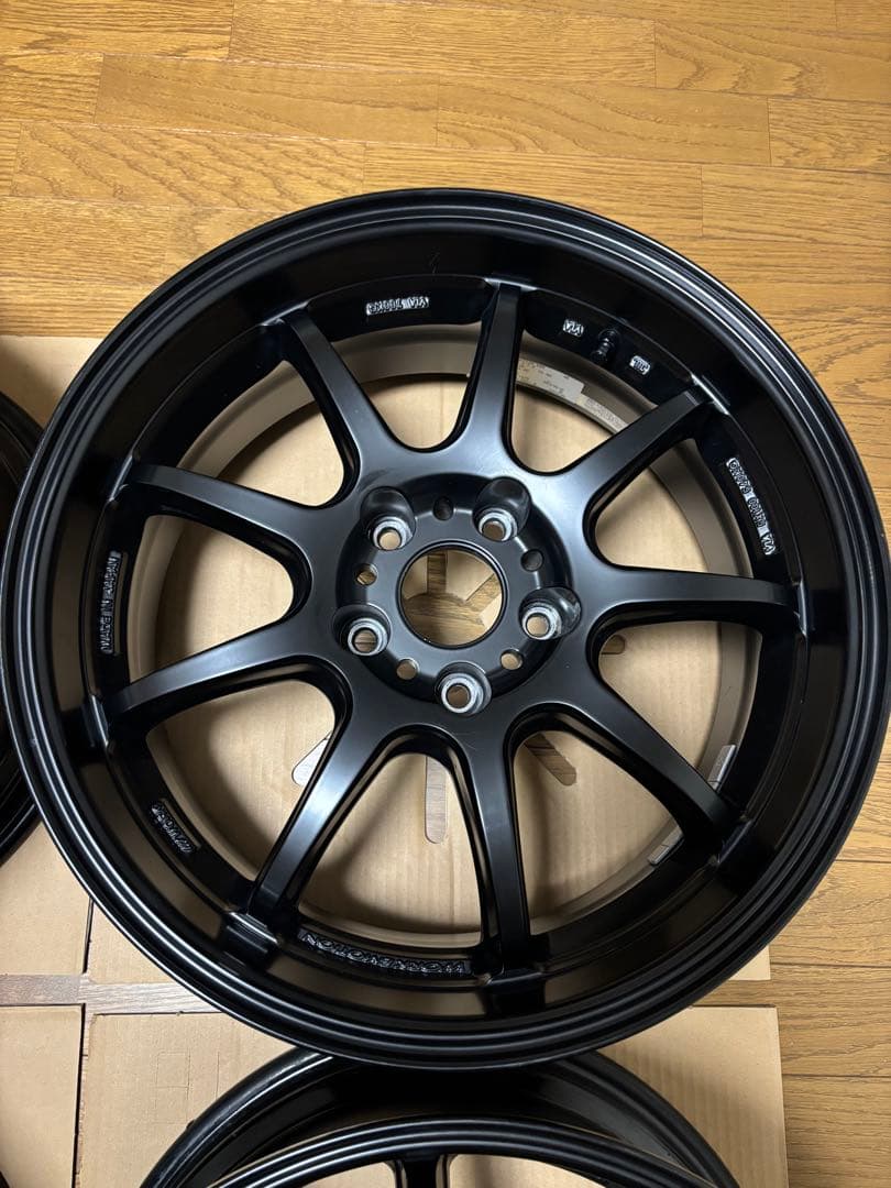 ワークエモーション D9R 18×7.5J+38 PCD114.30-5H 4本