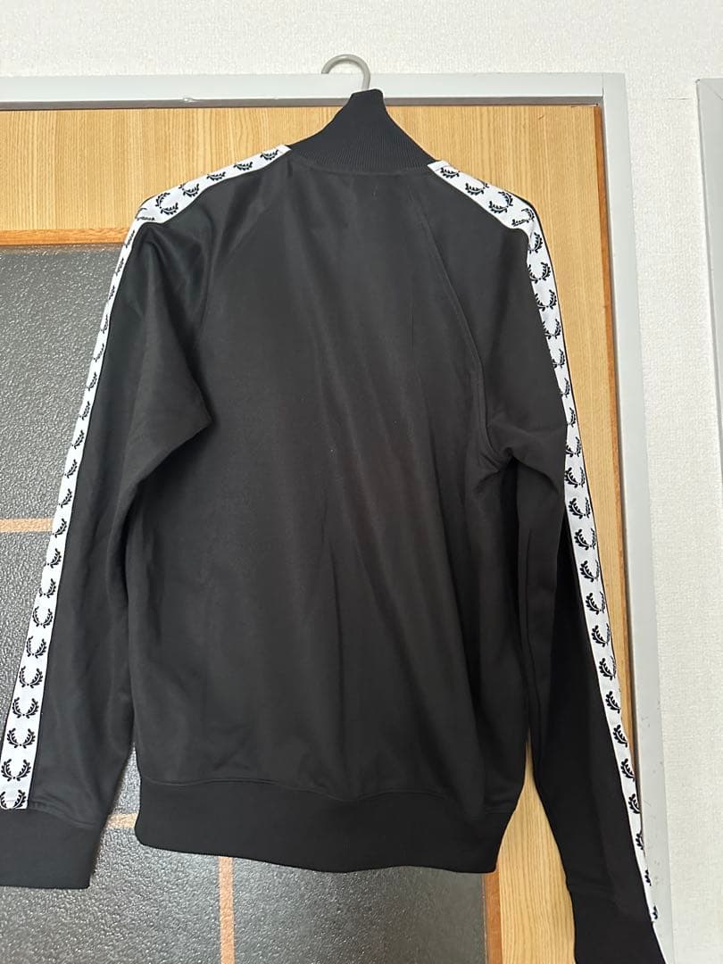 フレッドペリージャージ