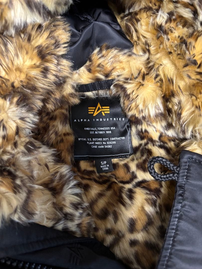 STUSSY alpha ブラック MA-1 フライトジャケット