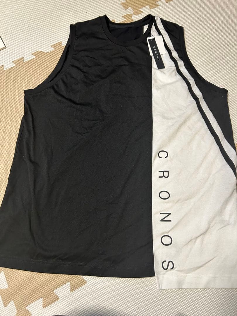 新品未使用　CRONOS ブラック/ホワイト タンクトップ