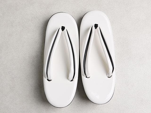 【新品】草履バッグセット 草履24cm (白&黒)　丸型　02001