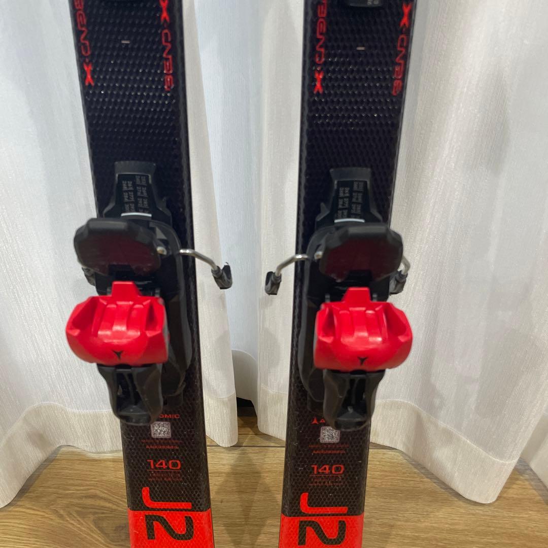 スキー板　140センチ　ATOMIC アトミック