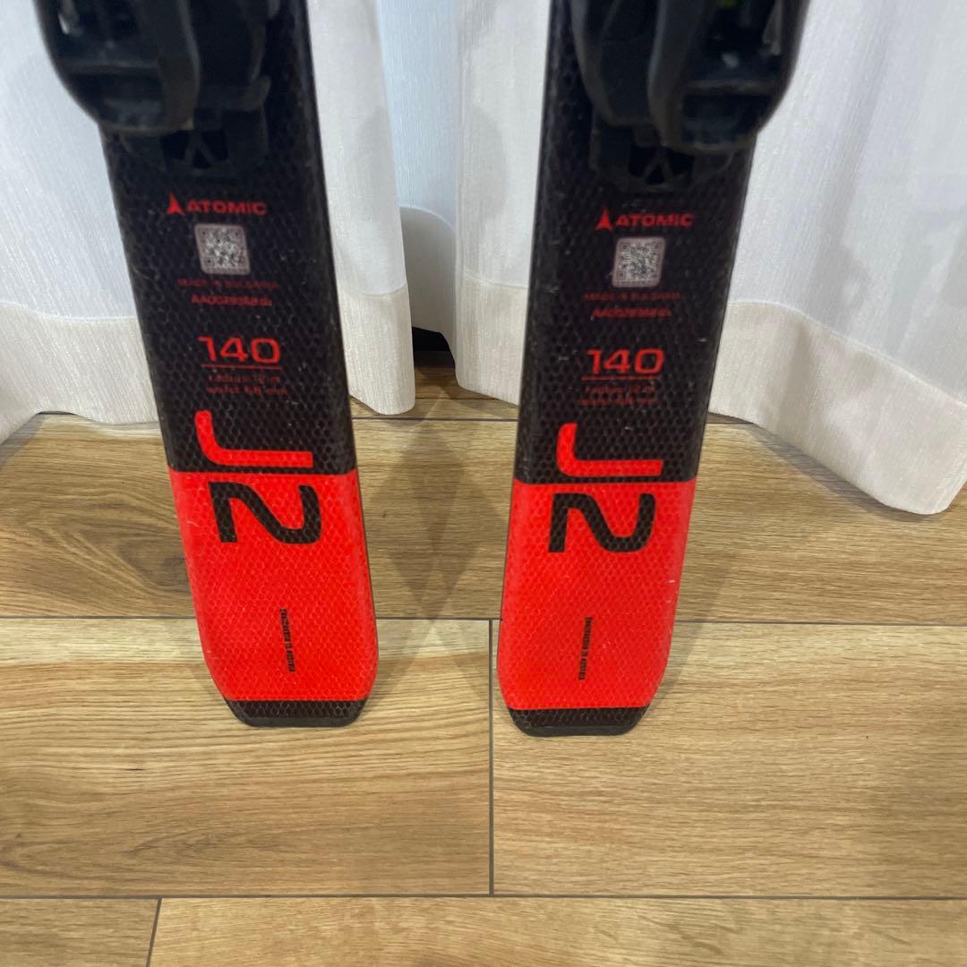 スキー板　140センチ　ATOMIC アトミック