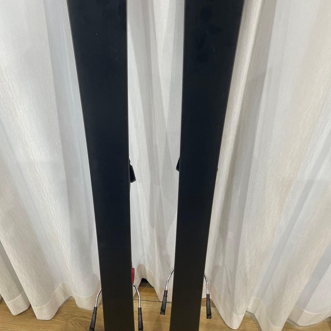 スキー板　140センチ　ATOMIC アトミック