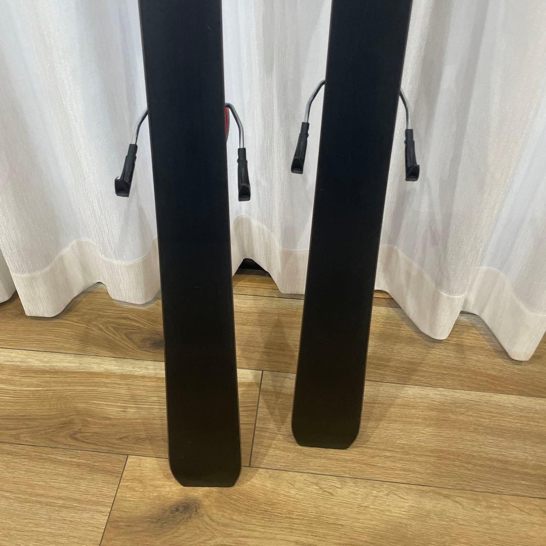 スキー板　140センチ　ATOMIC アトミック