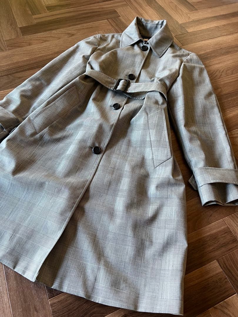 試着のみ　Salvatore Ferragamo ウールトレンチコート