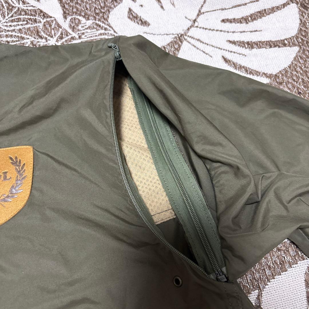 MARK&LONA（マークアンドロナ）オリーブグリーン　プルオーバージャケット