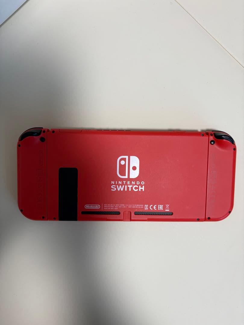 レッド Nintendo Switch 本体