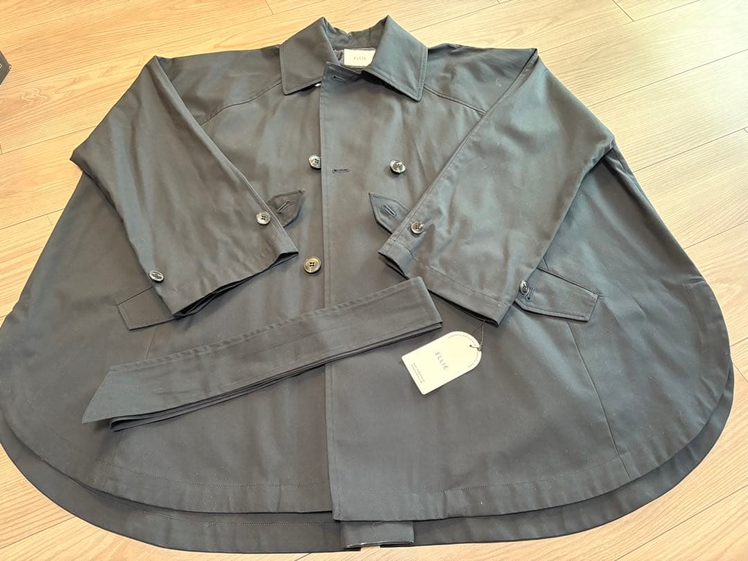 【ELLIE】ケープトレンチコート NAVY