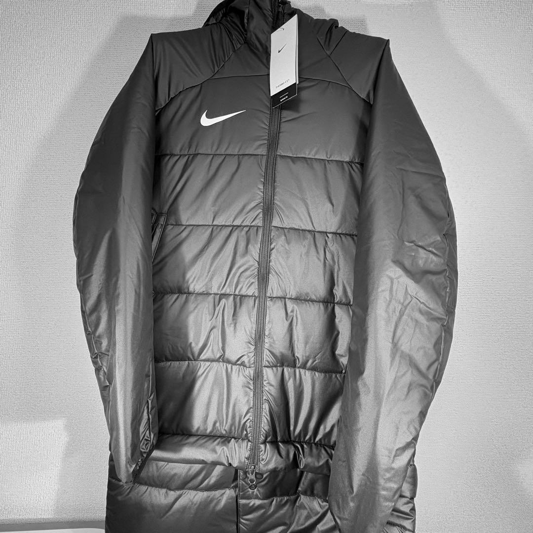 ナイキ Mサイズ Therma-FIT アカデミープロ 2イン1 ベンチコート