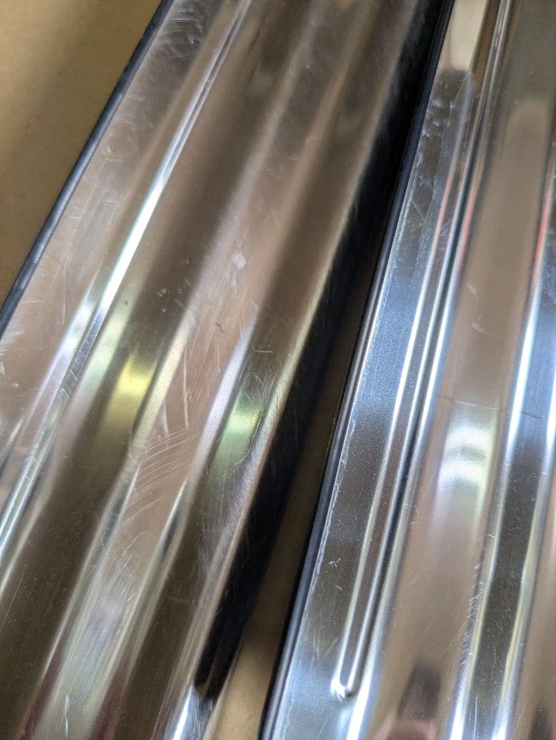 ダイハツ　ミラジーノ　ミラ　L700S　メッキ　スカッフプレート　1台分