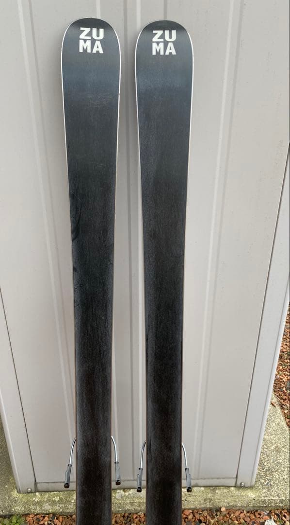 ZUMA スキー板 ブラック/マーブル