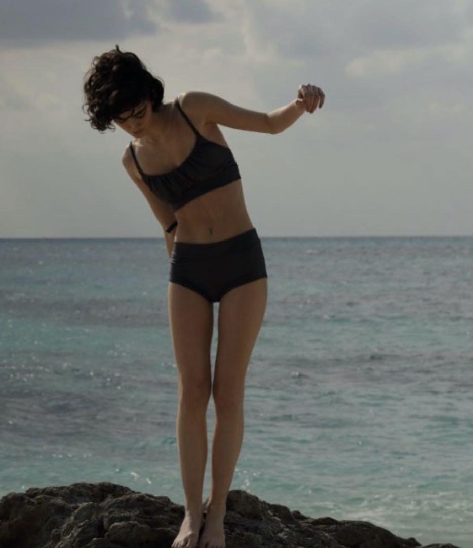 水着・ラッシュガード back ribbon bikini swimwear Kurogoma