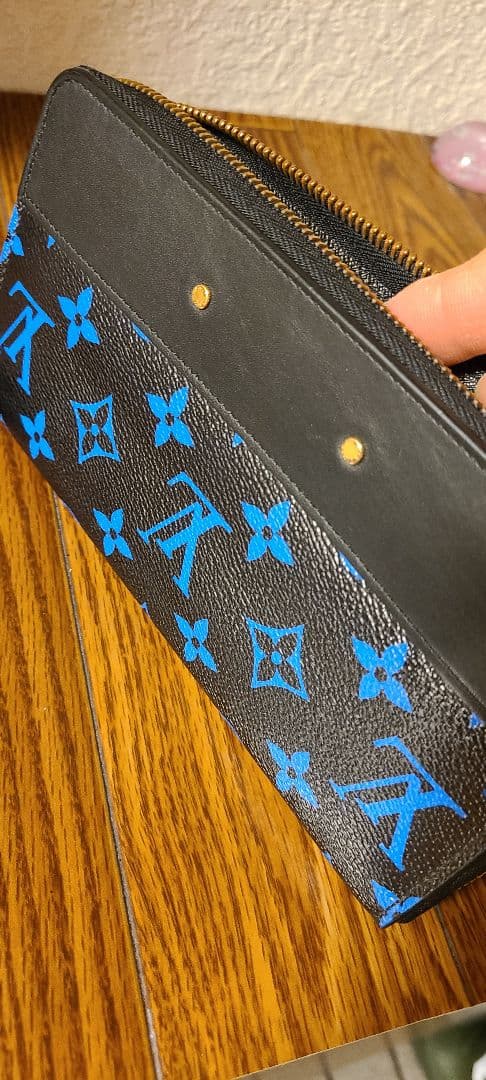 LOUIS VUITTON　モノグラム　アイコニックブルー　限定品　ジッピー　長