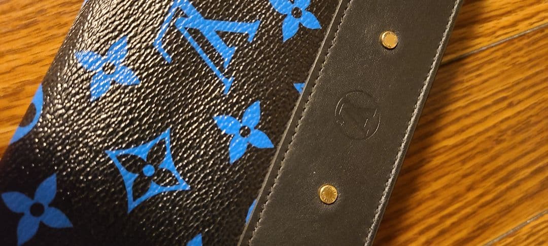 LOUIS VUITTON　モノグラム　アイコニックブルー　限定品　ジッピー　長