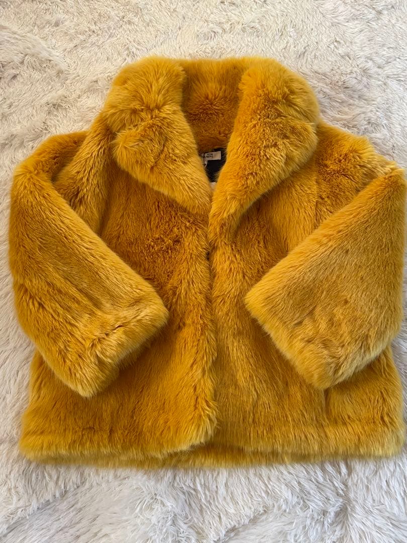 値下げ。希少ダイアンフォンファスティンバーグ新品タグ付きファーコートイエロー