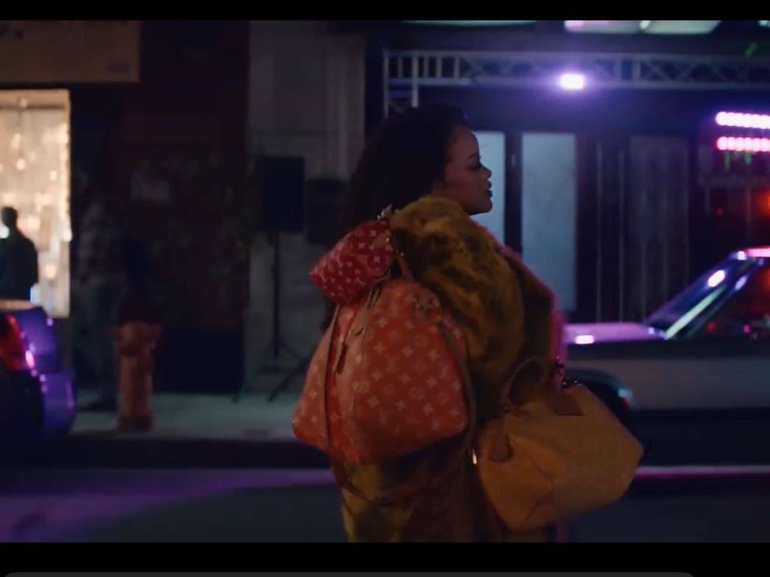 値下げ。希少ダイアンフォンファスティンバーグ新品タグ付きファーコートイエロー