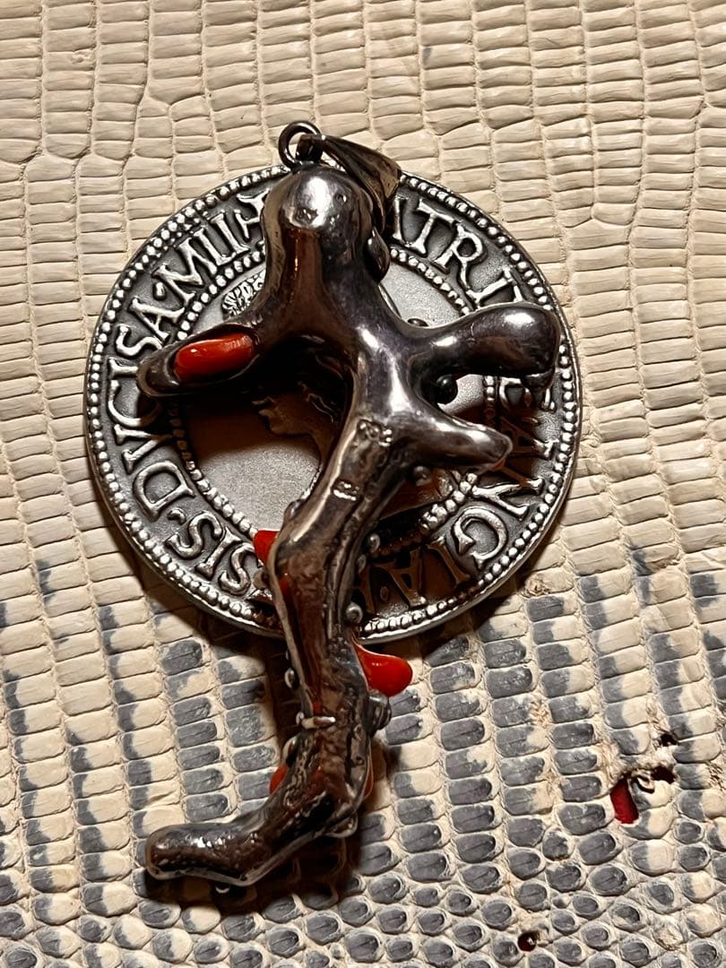 赤珊瑚と銀のペンダント silver925 珊瑚のペンダントトップ コーラル