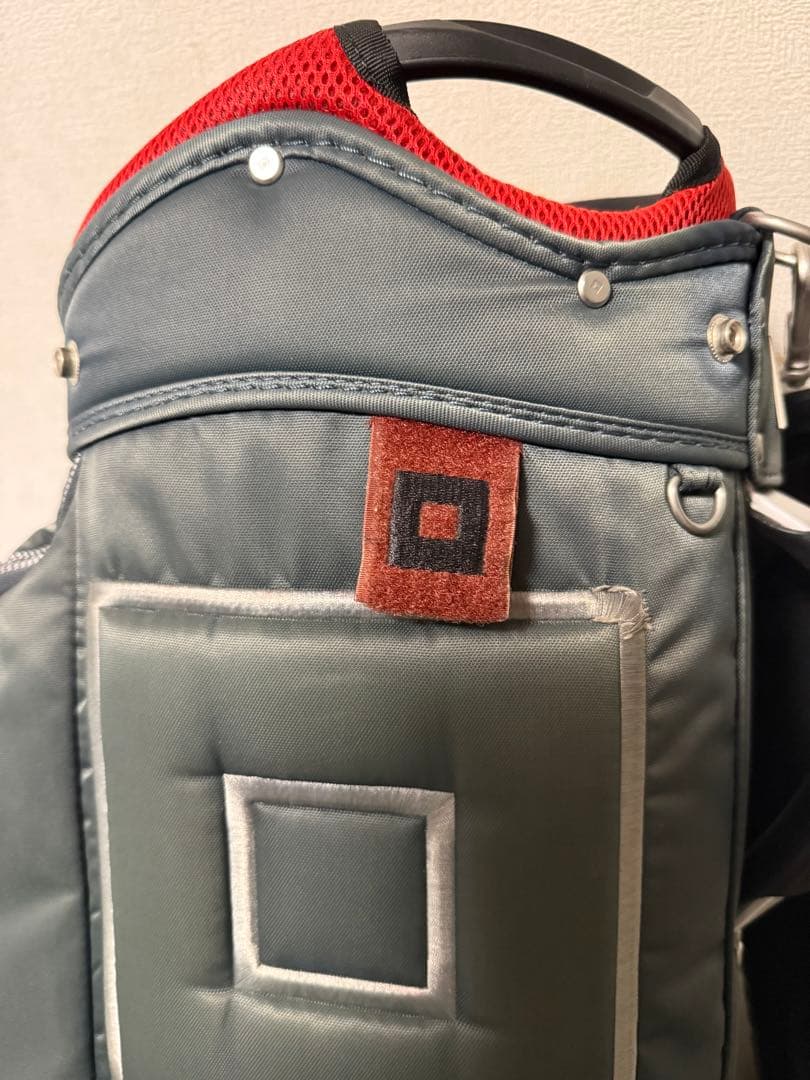 【送料込み】廃盤希少　大人気完売品　オノフ　ONOFF キャディバッグ