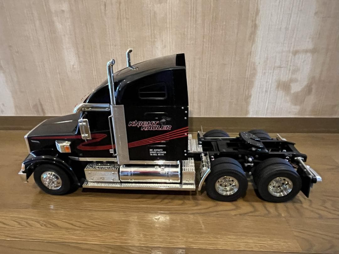 1/14RC トレーラーヘッド ナイトハウラー フルオペレーションセット