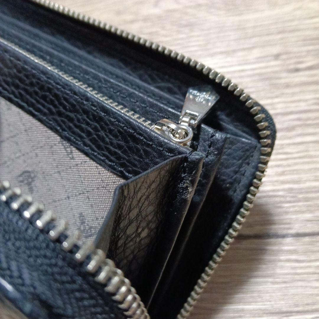 ヴィヴィアンウエストウッド長財布