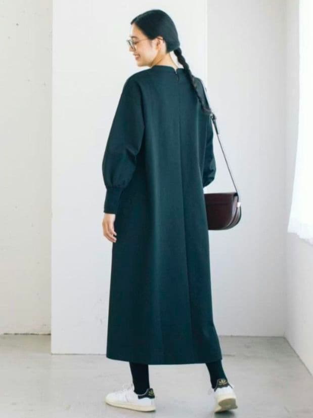 ☆土日限定価格☆北欧暮らしの道具店 　ポンチ素材のワンピース　ブラック　Мサイズ